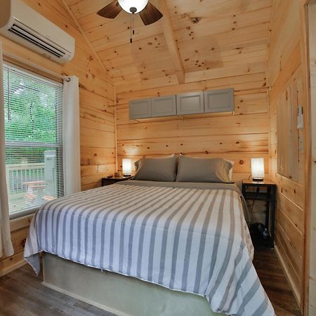 Lena Cabin Wooded Tiny Cabin - Hot Tub Chattanooga Bagian luar foto