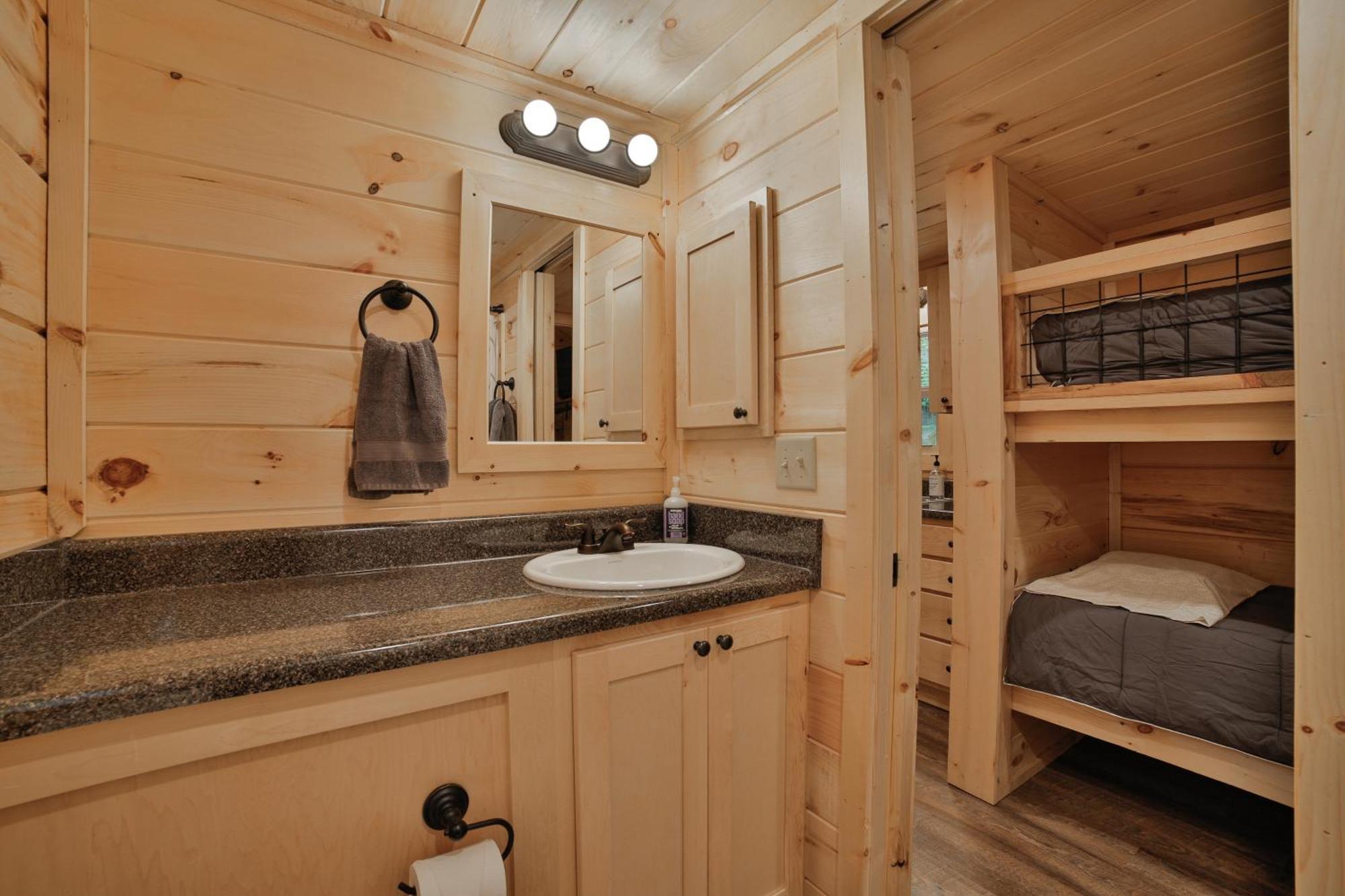 Lena Cabin Wooded Tiny Cabin - Hot Tub Chattanooga Bagian luar foto